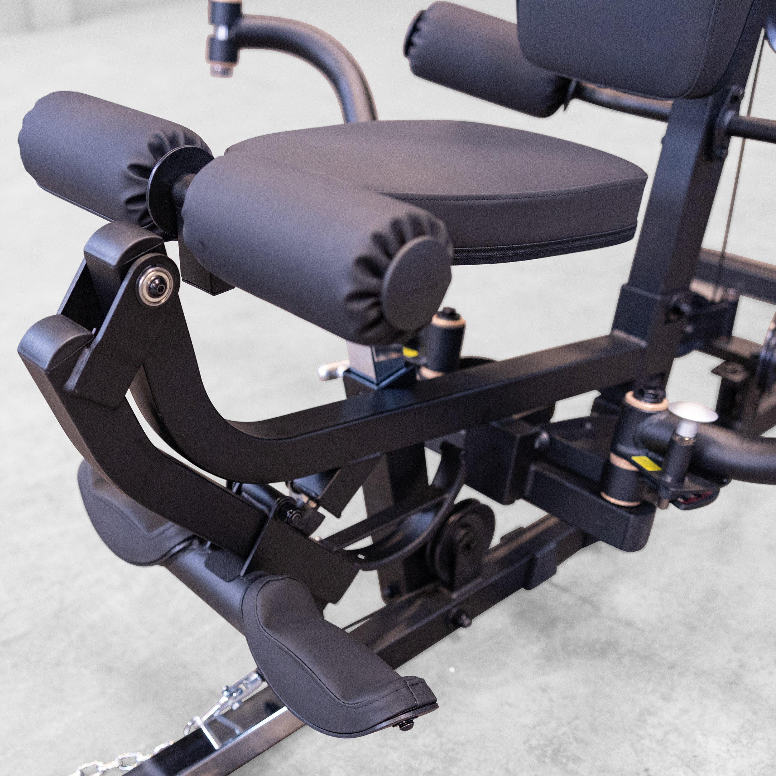 Body-Solid G6B adjustable seat and leg developer with high density DuraFirm pads