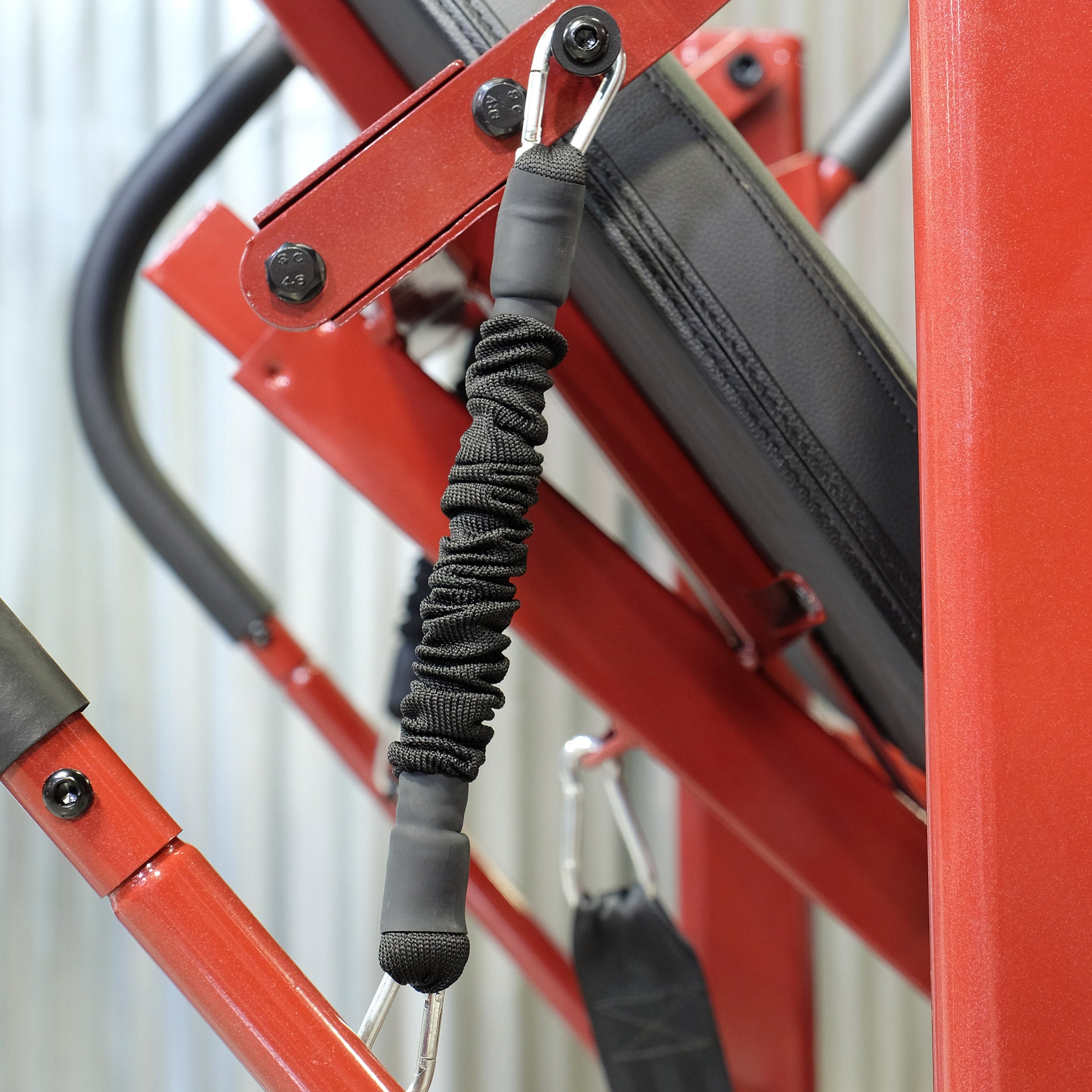 Body-Solid GINV50 Inversion Table resistance cord for smooth controlled inversion