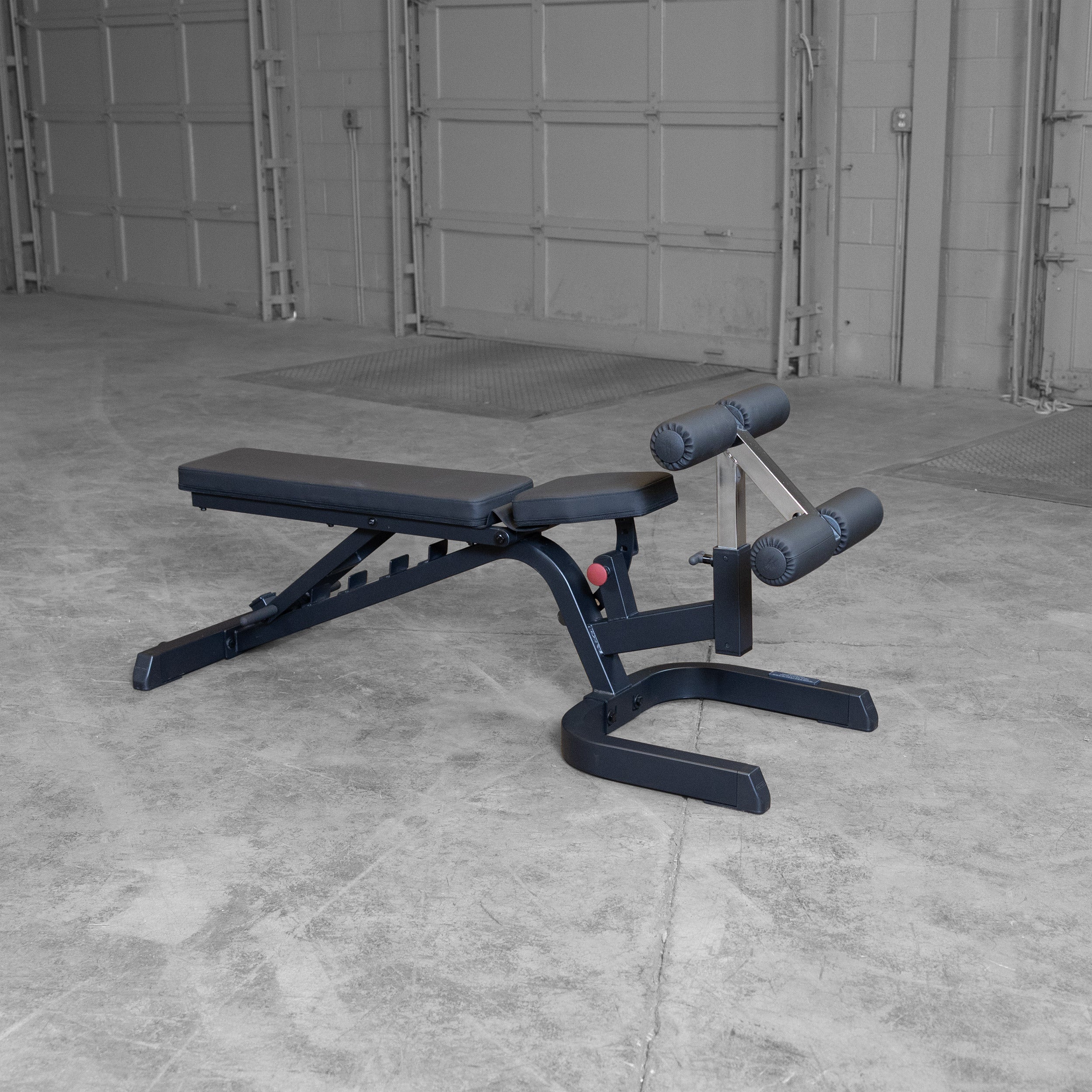 Body-Solid GFID71B Heavy Duty Flat Incline Decline Bench shown with the back pad in a low incline position and the seat pad adjusted to match for proper lifting support